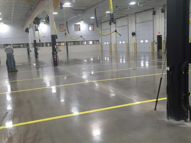 Top Tips for Best Results: How to Paint on Concrete Floor